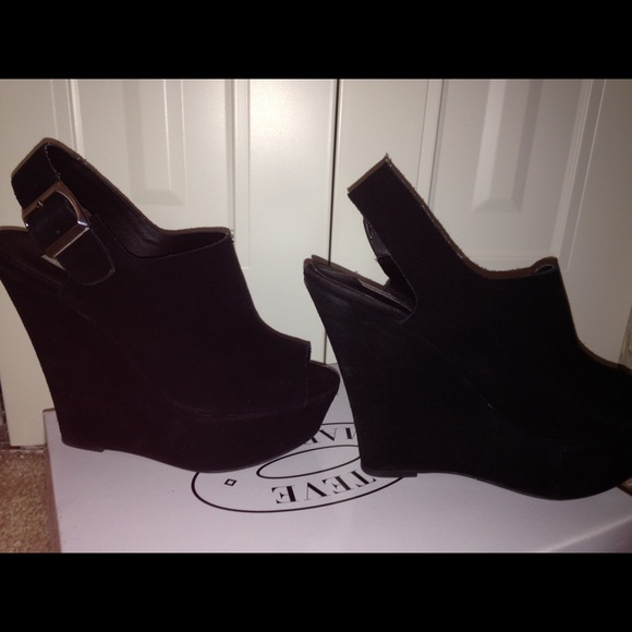 "Wear Me" Suede Wedge Heel