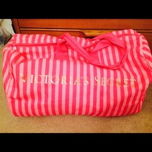 Victoria secret weekender duffle bag