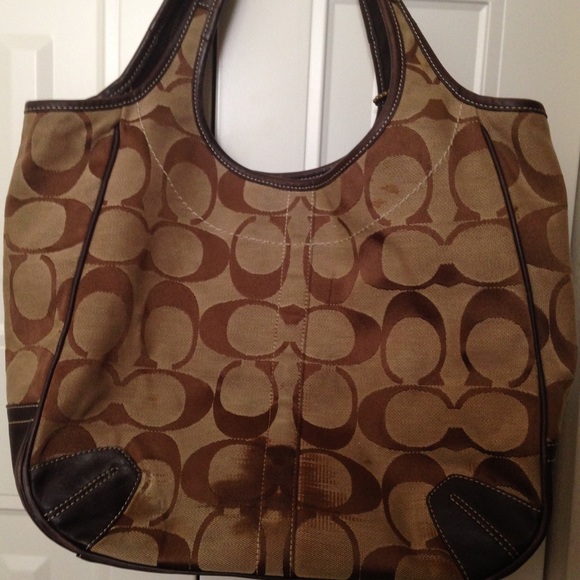 Authentic Coach Purse - Picture 2 of 4