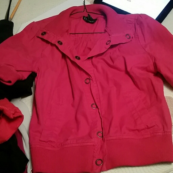 Jacket - Picture 2 of 4