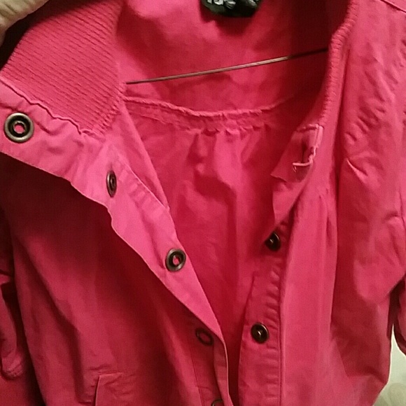 Jacket - Picture 4 of 4