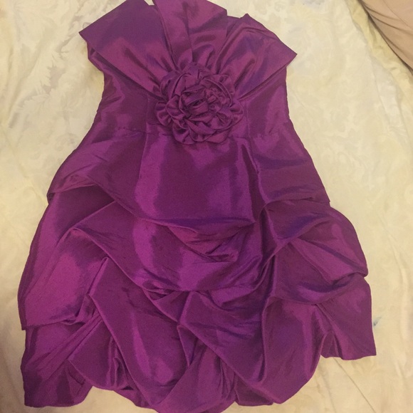 Romeo & Juliet magenta dress