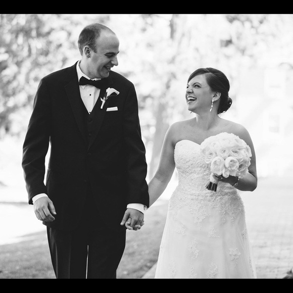 Meet your Posher, Christie! - Picture 4 of 7