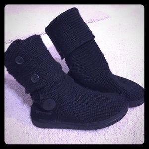 Knitted black boots 💋