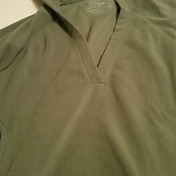 Sweater - Picture 4 of 4