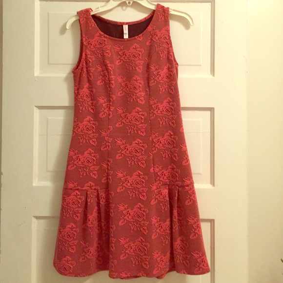 Pink Embroidered Rose dress - Picture 1 of 2