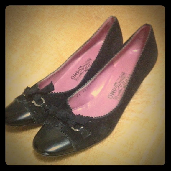 ‼️Price✂️‼️black velvet heels.