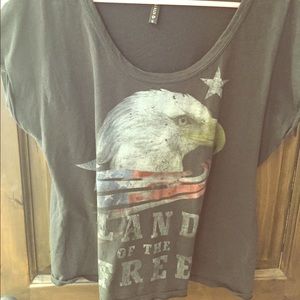Loose bald eagle Tee, studded shoulder