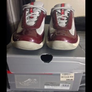 *AUTHENTIC* PRADA Sneakers👟👟