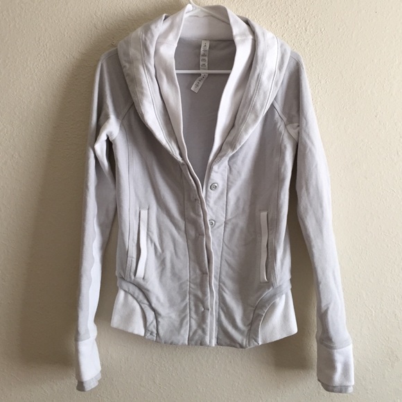 🌅SOLD IN BUNDLE🌅 Lululemon To Class Jacket - Picture 2 of 4