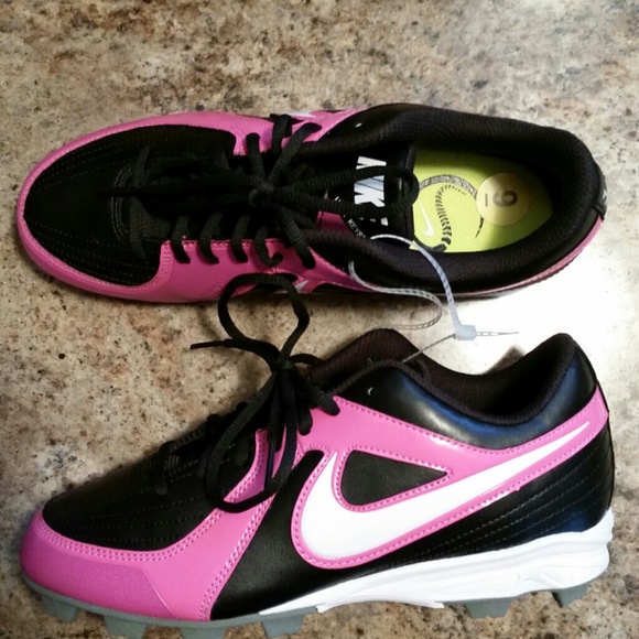Women's Nike Softball Cleats