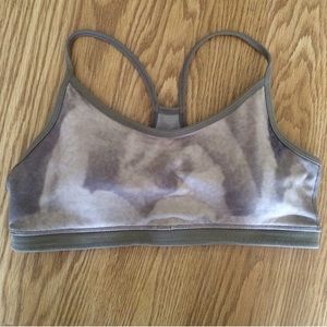 Lululemon bra with pads