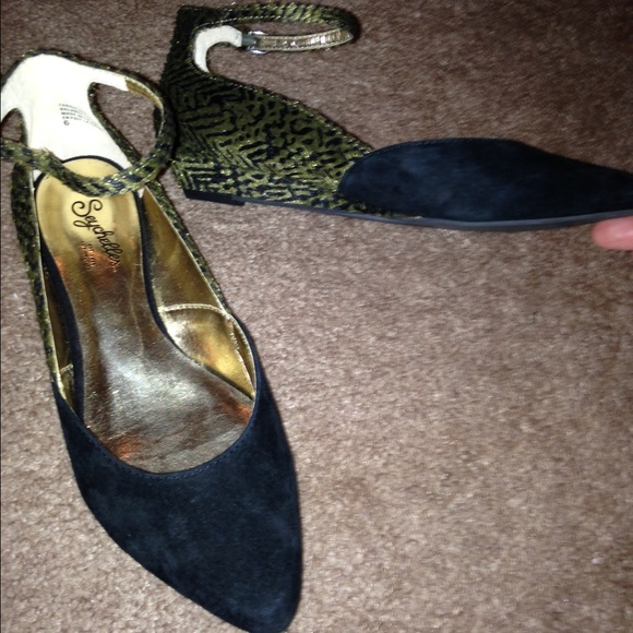 Black suede and muted animal print maryjane wedges - Picture 3 of 4
