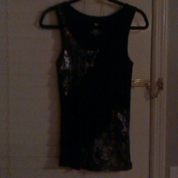 NWOT LADIES NICE BLACK SLEEVELESS TOP