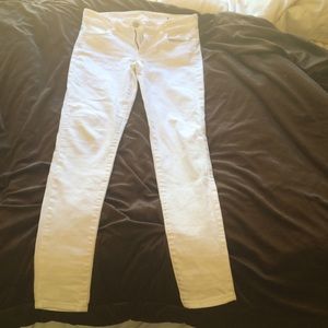 White skinny jeans from American eagle