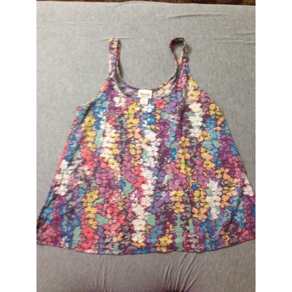 Floral pastel sleeveless