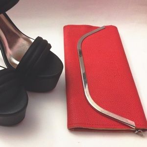 🎉HP🎉 Red-Orange clutch