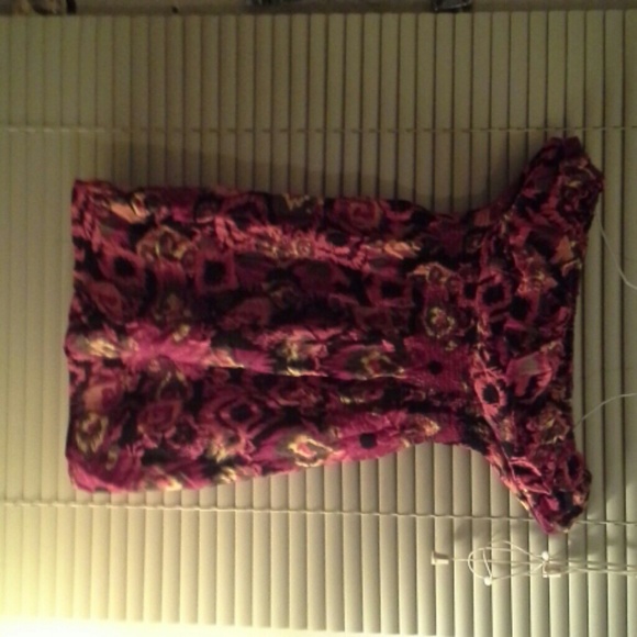 Top - Picture 2 of 2