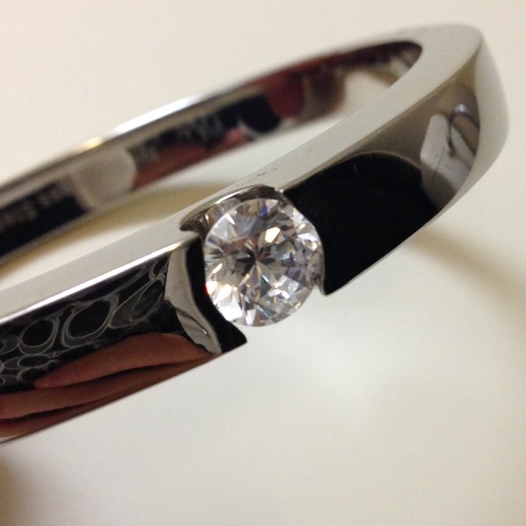 π·β’ host pick | crystal bracelet β’ - Picture 4 of 4