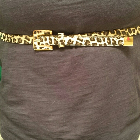Thin, black and leopard print, gold buckle