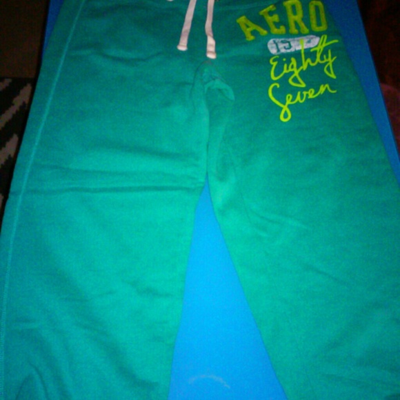 Aeropostle sweats