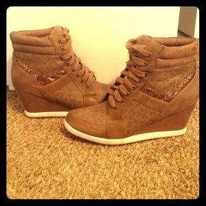 Hidden wedge sneakers