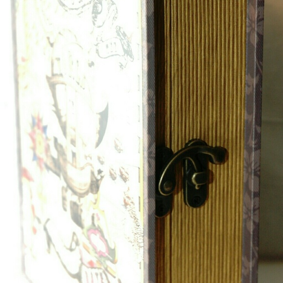 Purse for book lovers Around the World in 80 Days - Picture 2 of 4