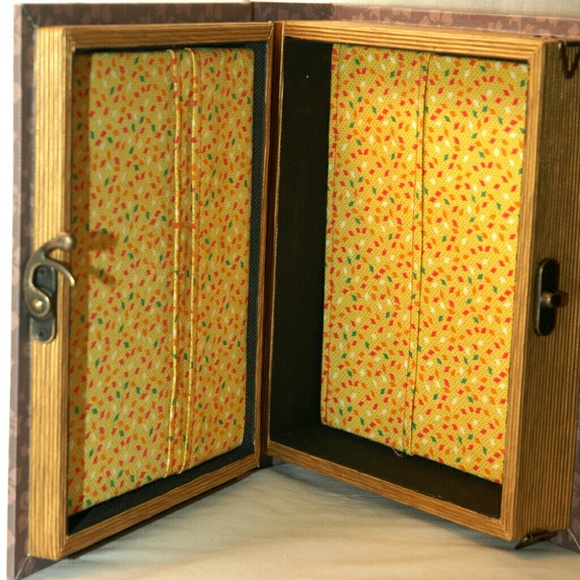 Purse for book lovers Around the World in 80 Days - Picture 3 of 4