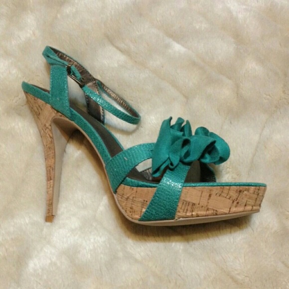 Fun and Flirty Green Heels