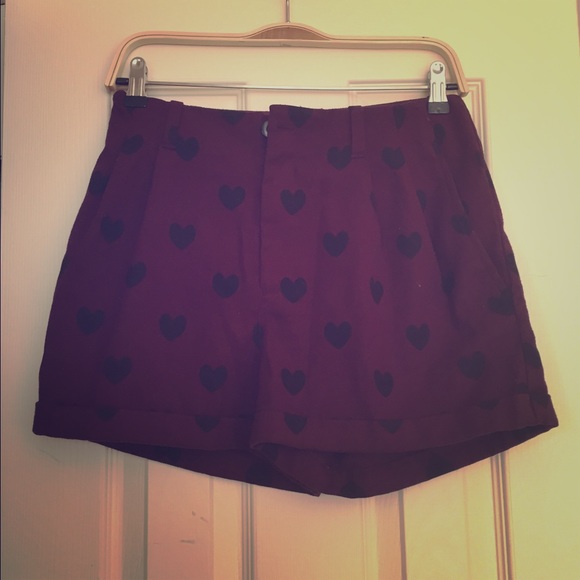Shorts with hearts (high waisted)