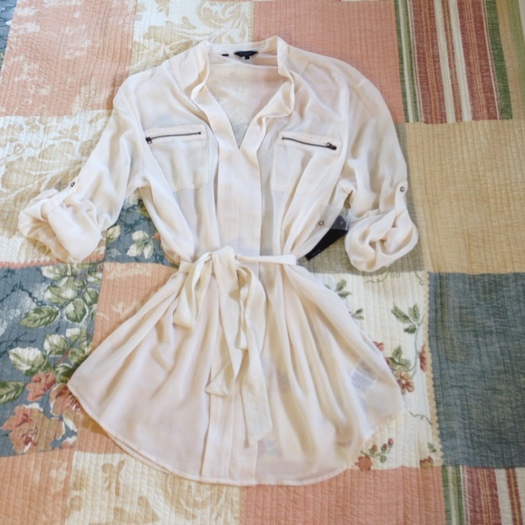 Guess Beige Belted Tunic Blouse - Picture 2 of 4