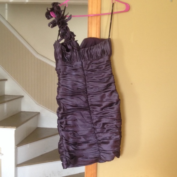 Formal short dress - Picture 2 of 2