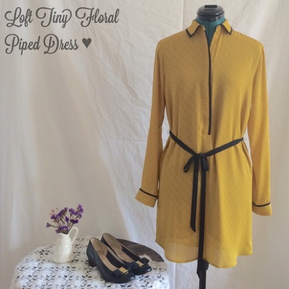 ‼️SOLD‼️Loft Tiny Floral Piped Shirt - Picture 2 of 4