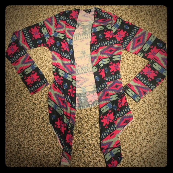 Rue 21 tribal print cardigan SUPER CUTE!!!