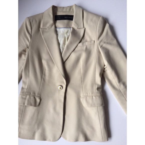 Zara Ivory Blazer- Quarter Sleeve - Med Size