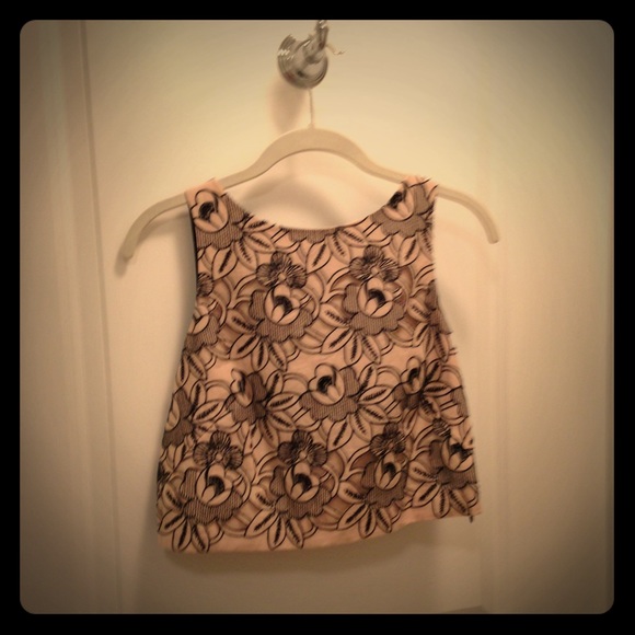 Tibi Tops - NWT! Tibi crop top, Sz. 6