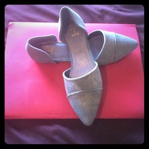 Jean fabric point toe