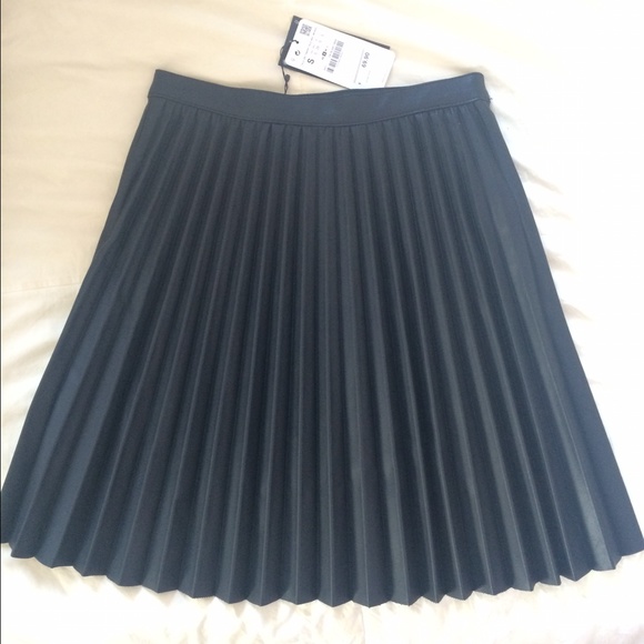ZARA Pleated Leather Skirt