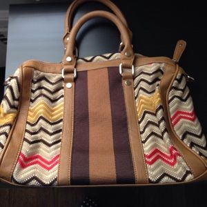 Beautiful bag for the fall