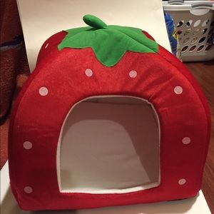 Pet house, dog bed, cat bed, strawberry