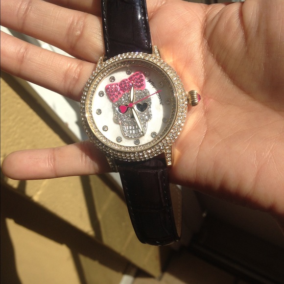 Betsey johnson womens watch - Picture 1 of 3