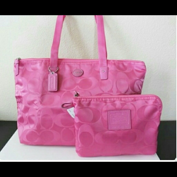 LAST COACH XL PINK WEEKENDER SET!!