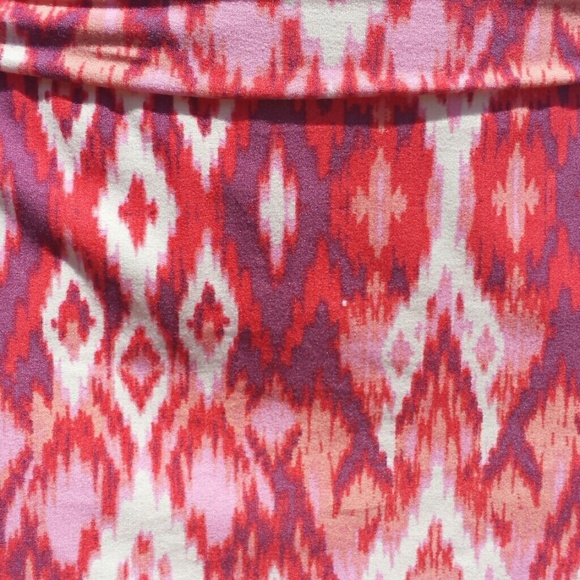 Sold!!   NWT! Pink Mini skirt - Picture 2 of 4