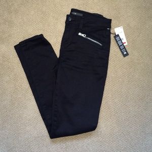 Black Skinny Joe's