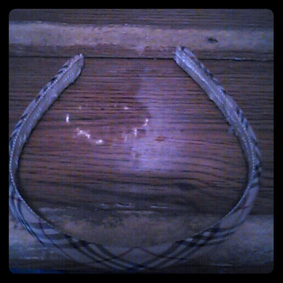 Burberry headband - Picture 1 of 1