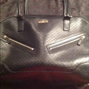 Gucci black shoulder bag GG PRINT