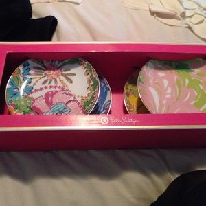 Iilly for target plate set!