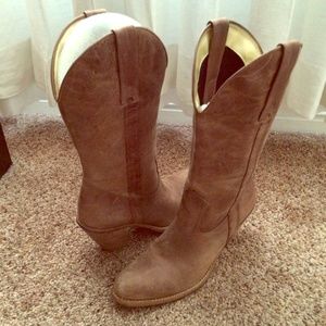 Jessica Simpson Cowgirl Boot