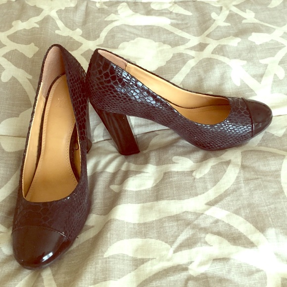 Black chunky heels