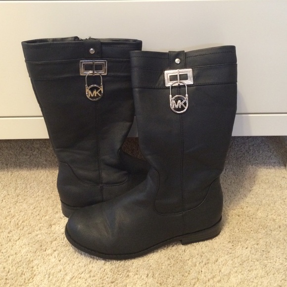 Michael kors boots